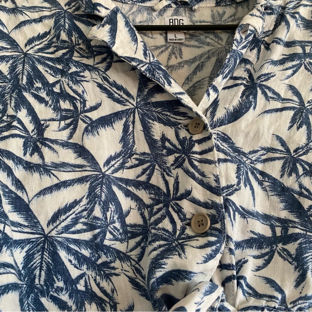 BDG Linen Crop Top